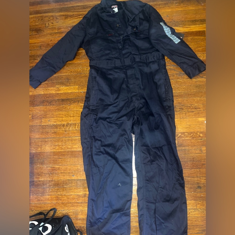 Key long sleeve working jumpsuit.
